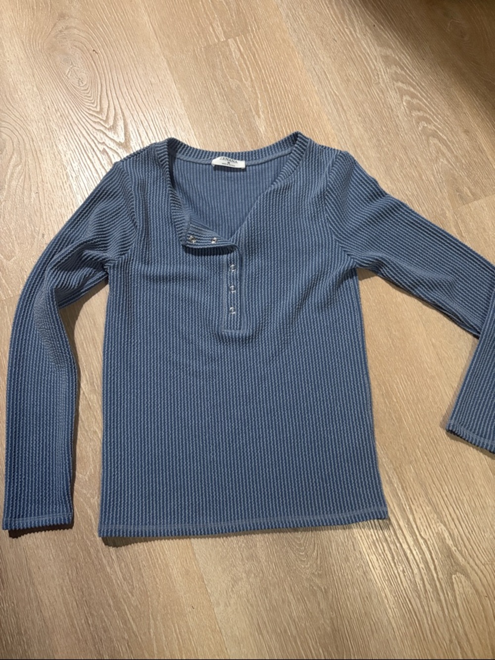 Women’s Ribbed Long-Sleeve Henley Top - Blue